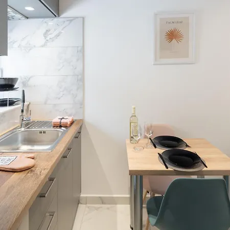 Appartamento Anassa 5 Center Candia